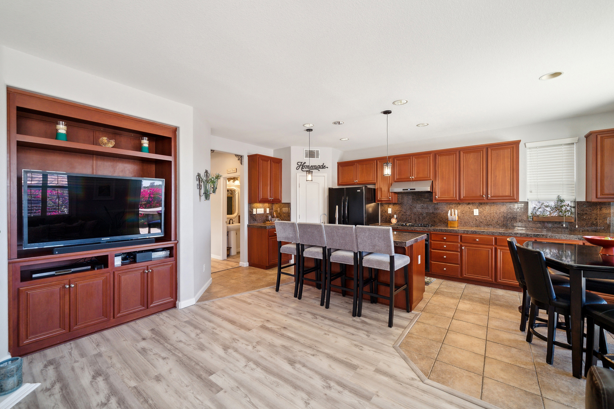 8109 Carlisle Way