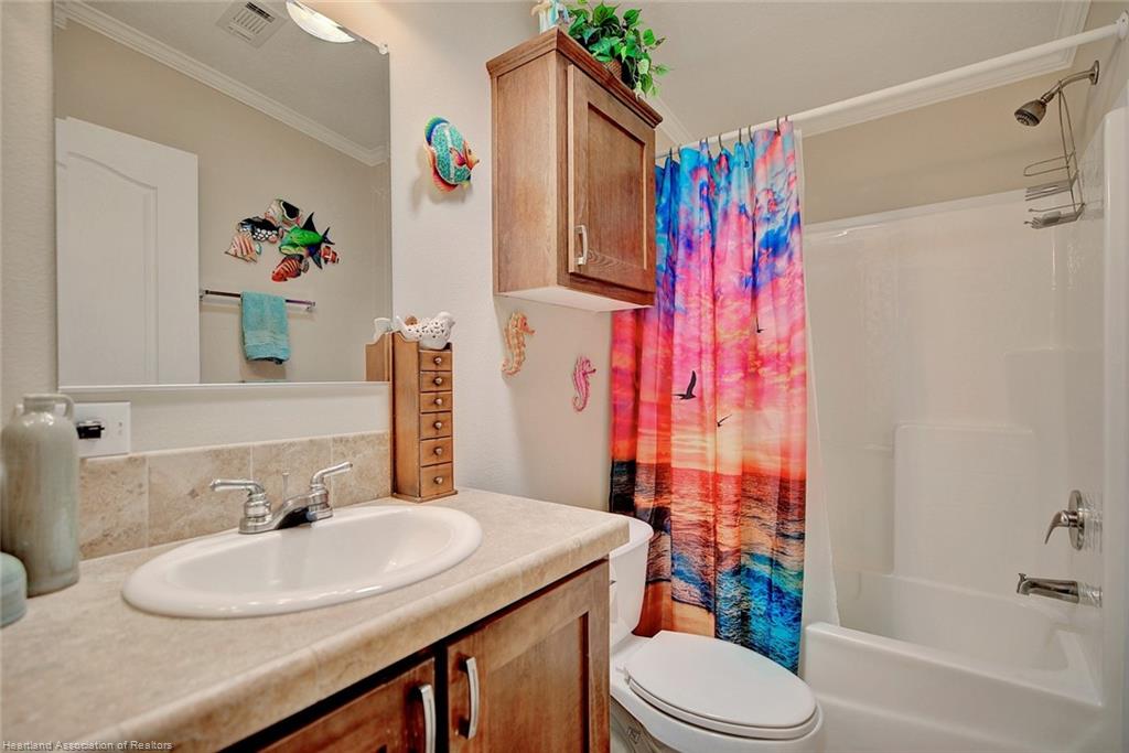 19 Pine Aire Circle
