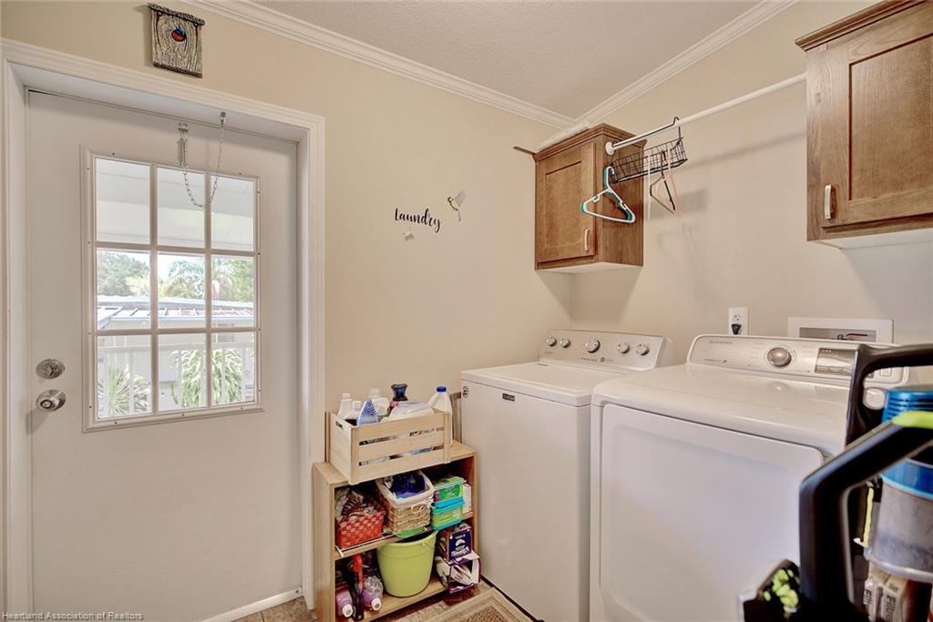 19 Pine Aire Circle