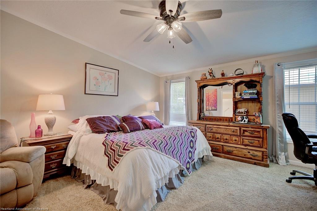 19 Pine Aire Circle