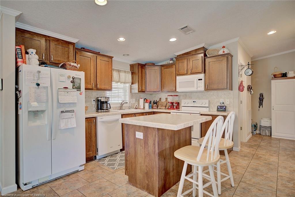 19 Pine Aire Circle
