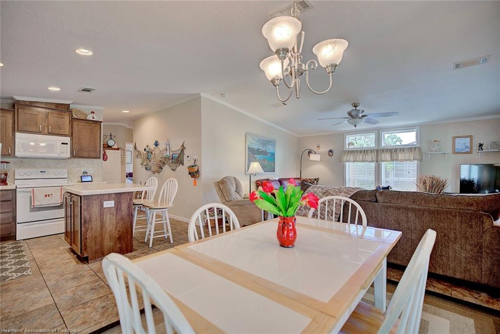 19 Pine Aire Circle