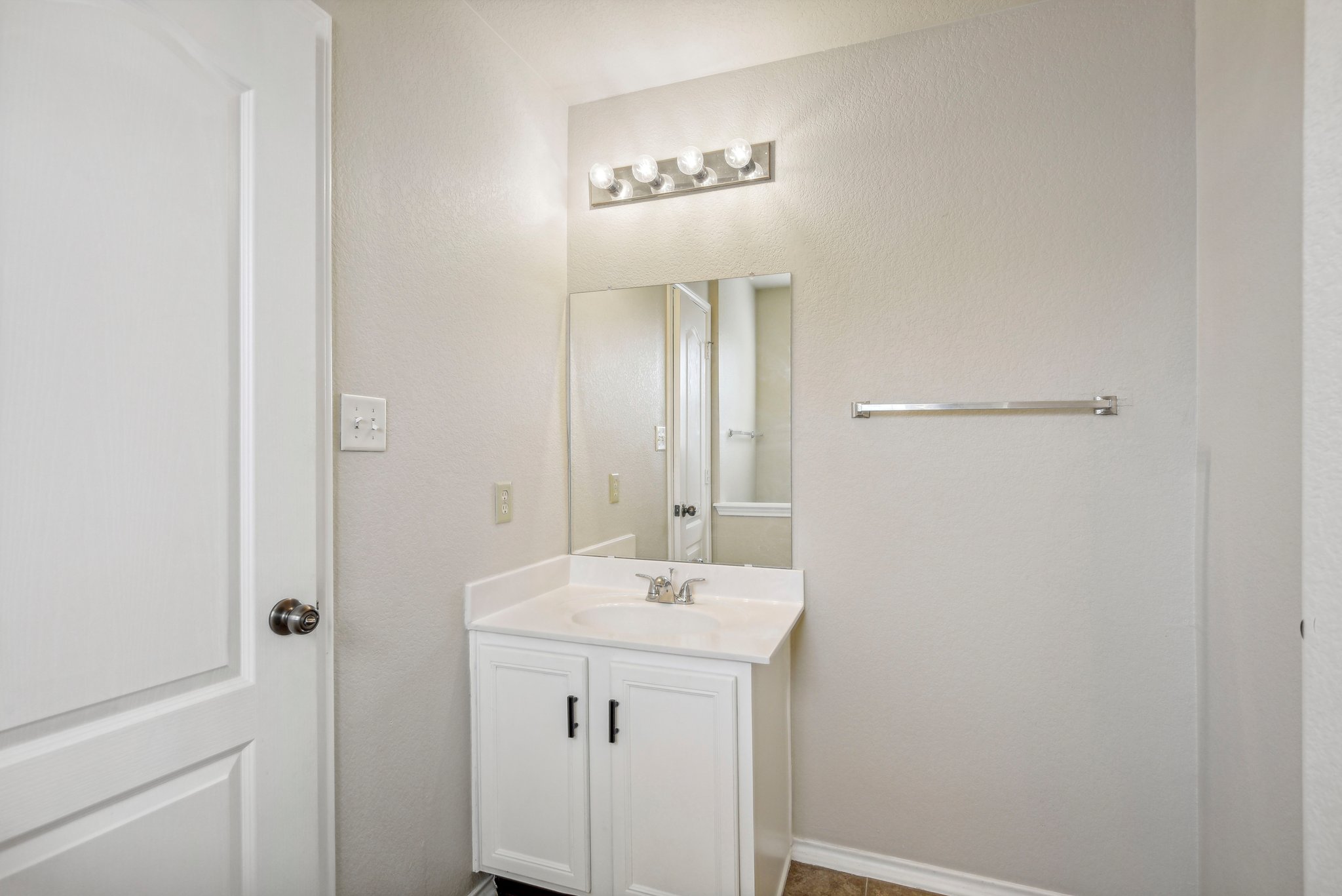 13715 Pebble Ranch
