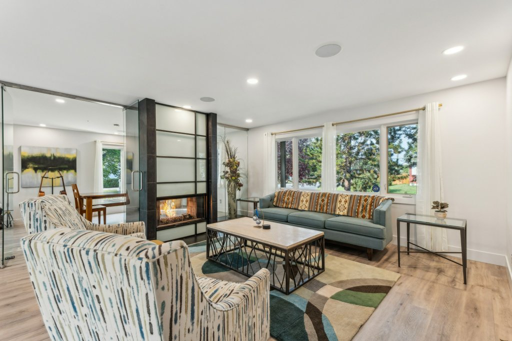 8240 10th Street SW