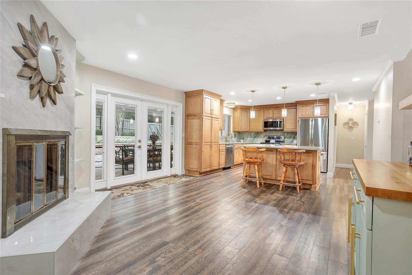 811 Gatehouse Drive
