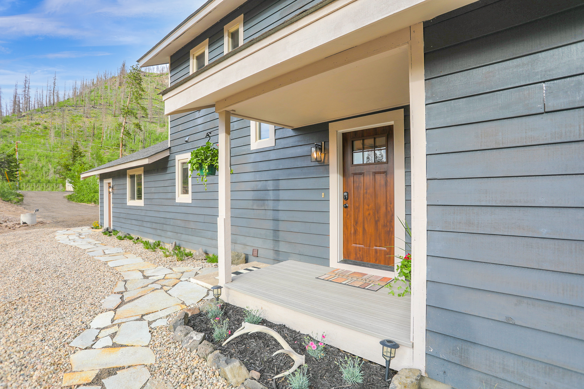 8671 Highway 125