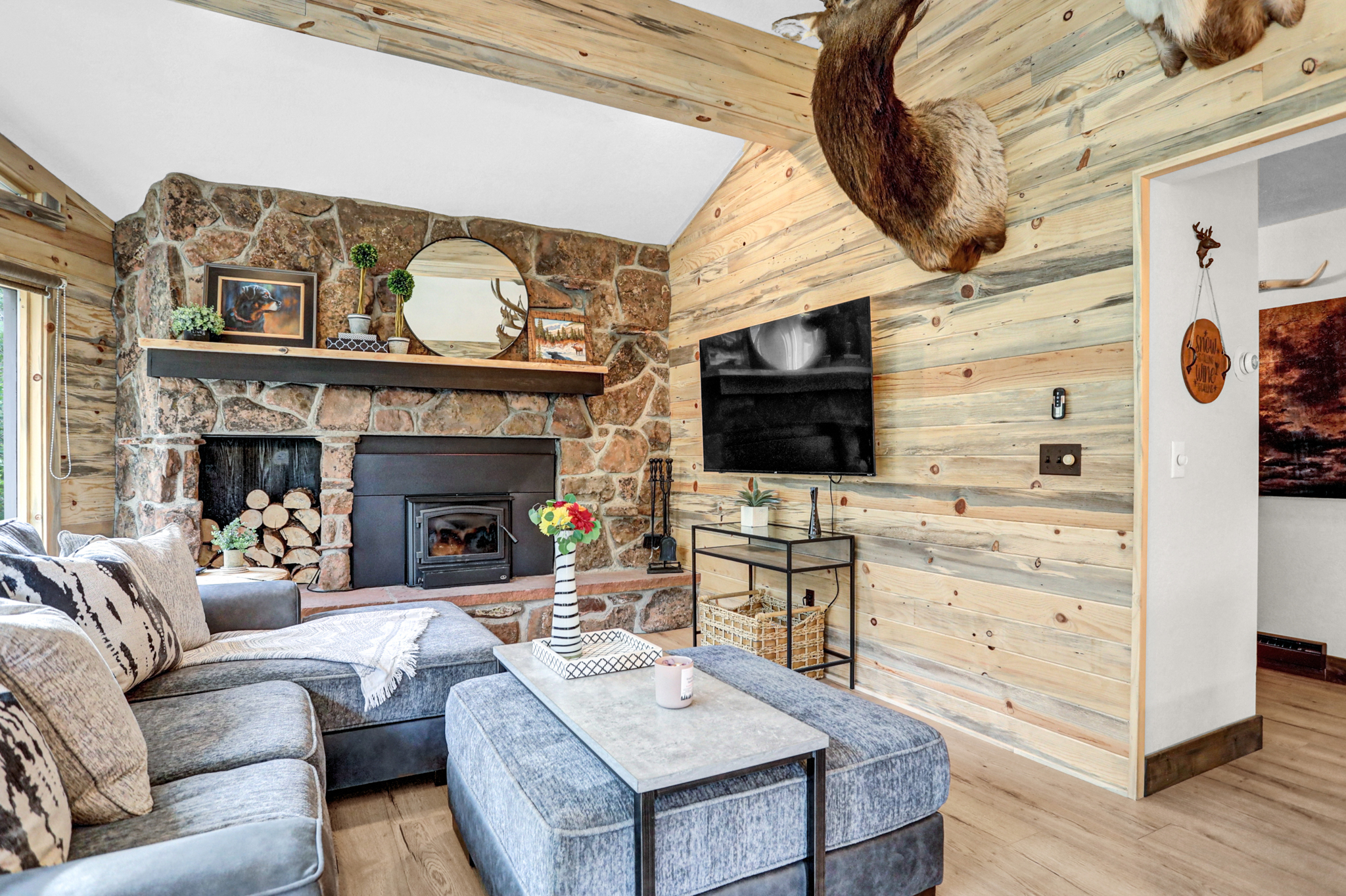 8671 Highway 125