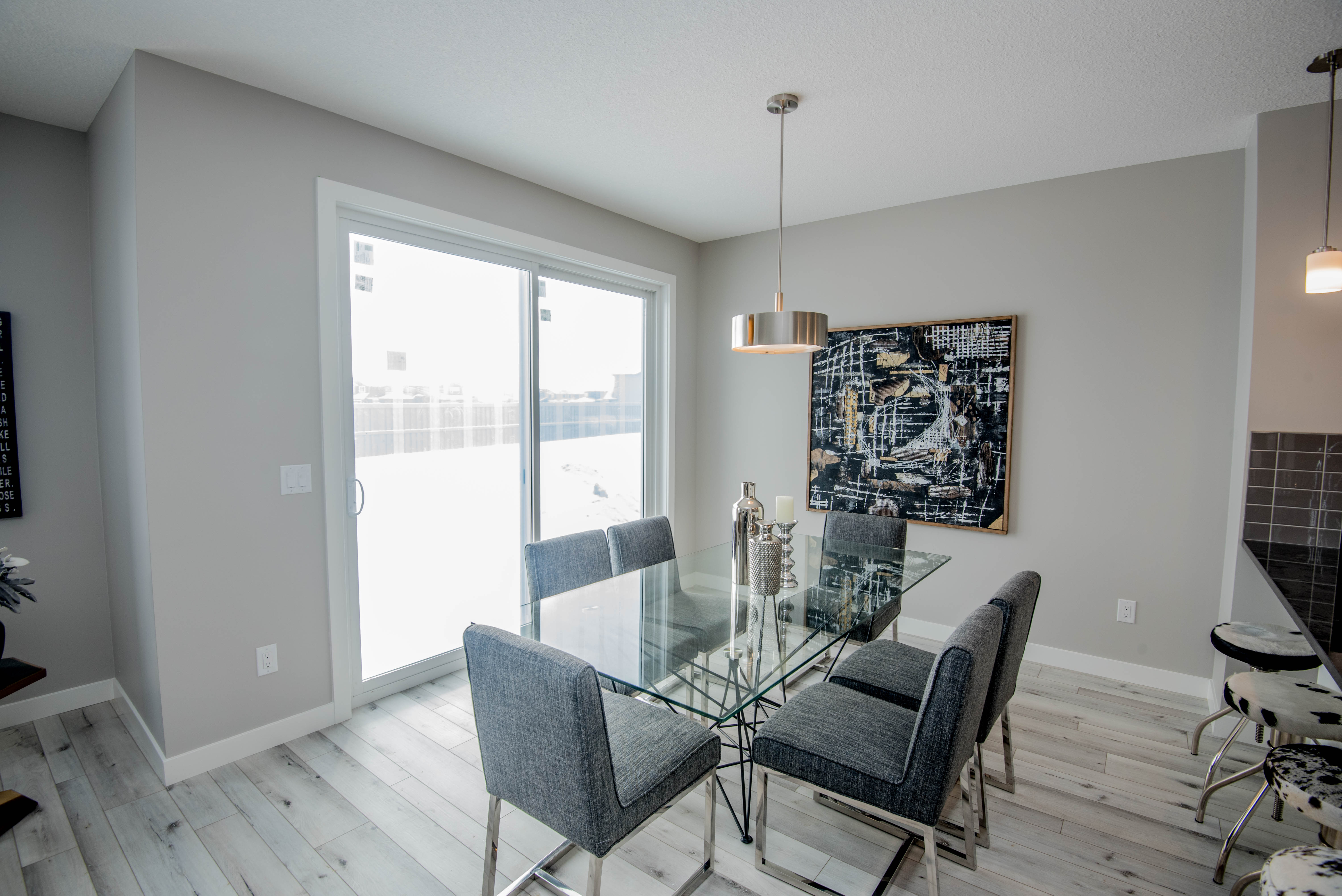 143 Belvedere Crescent SE