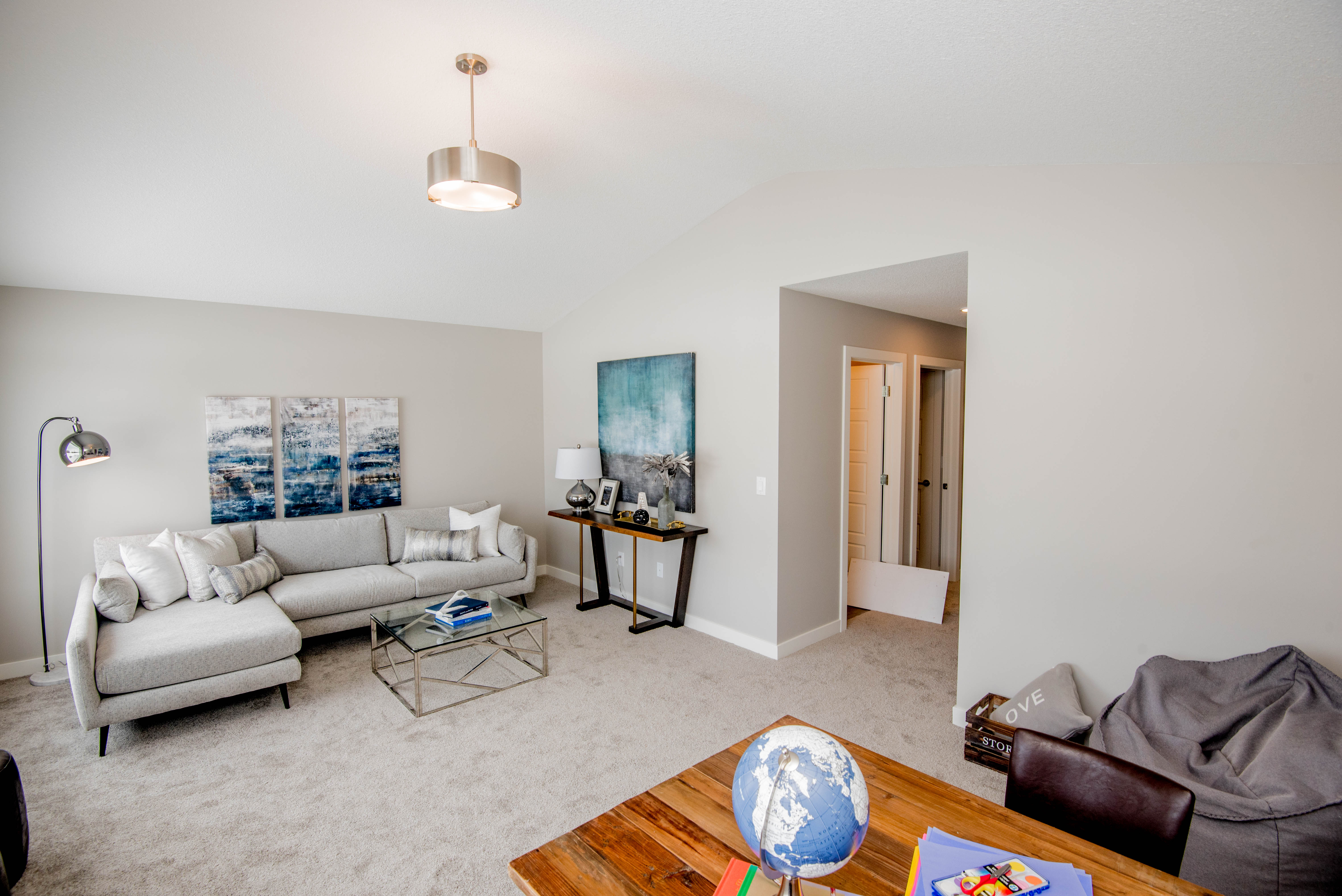 143 Belvedere Crescent SE
