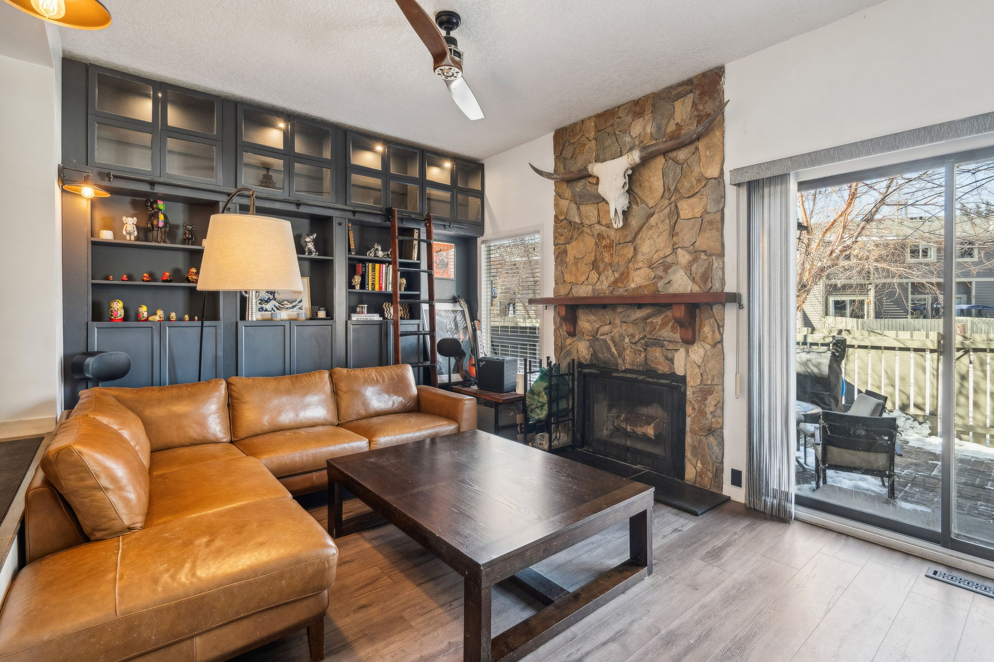 19, 99 Midpark Gardens SE