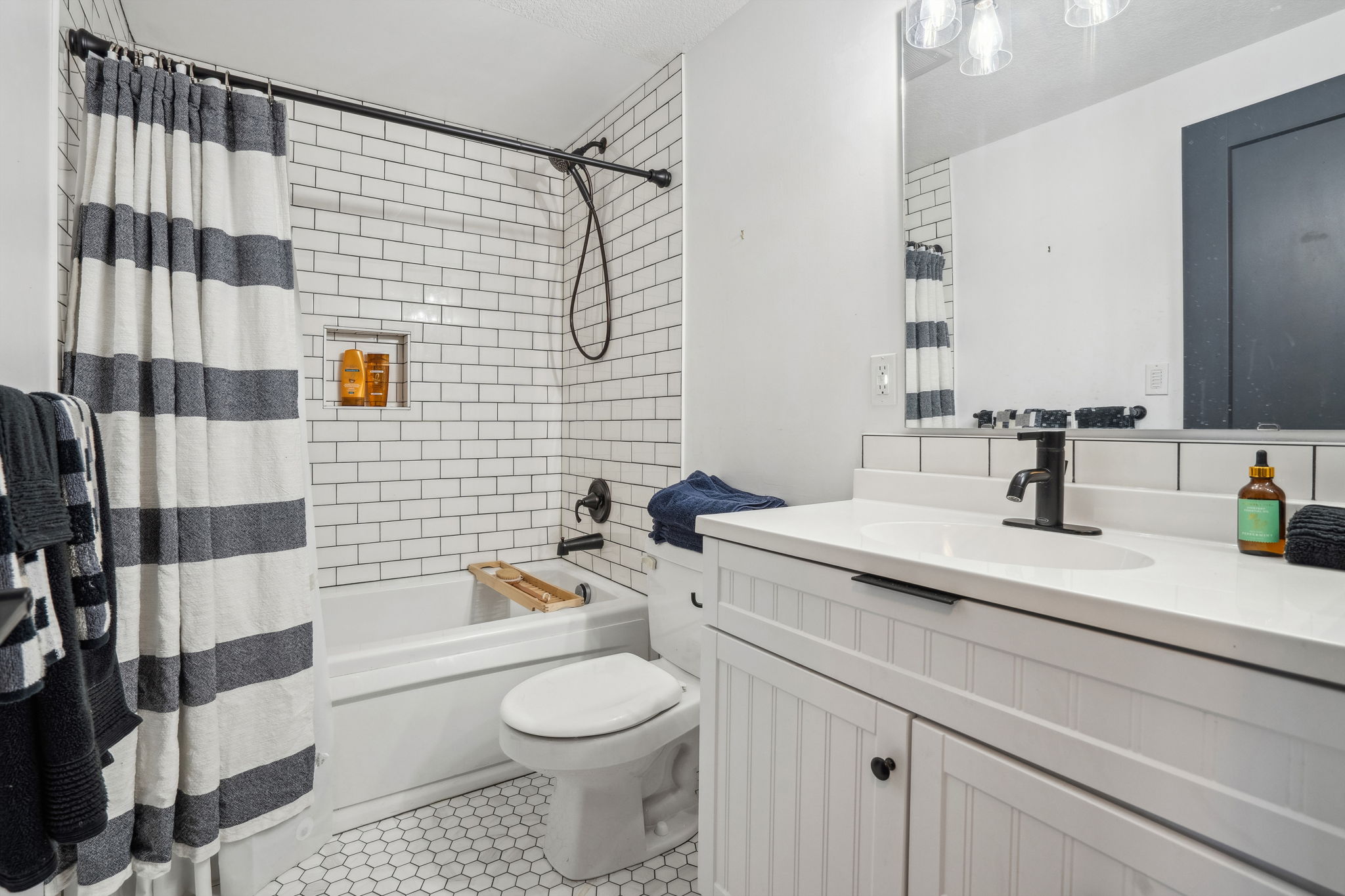 19, 99 Midpark Gardens SE