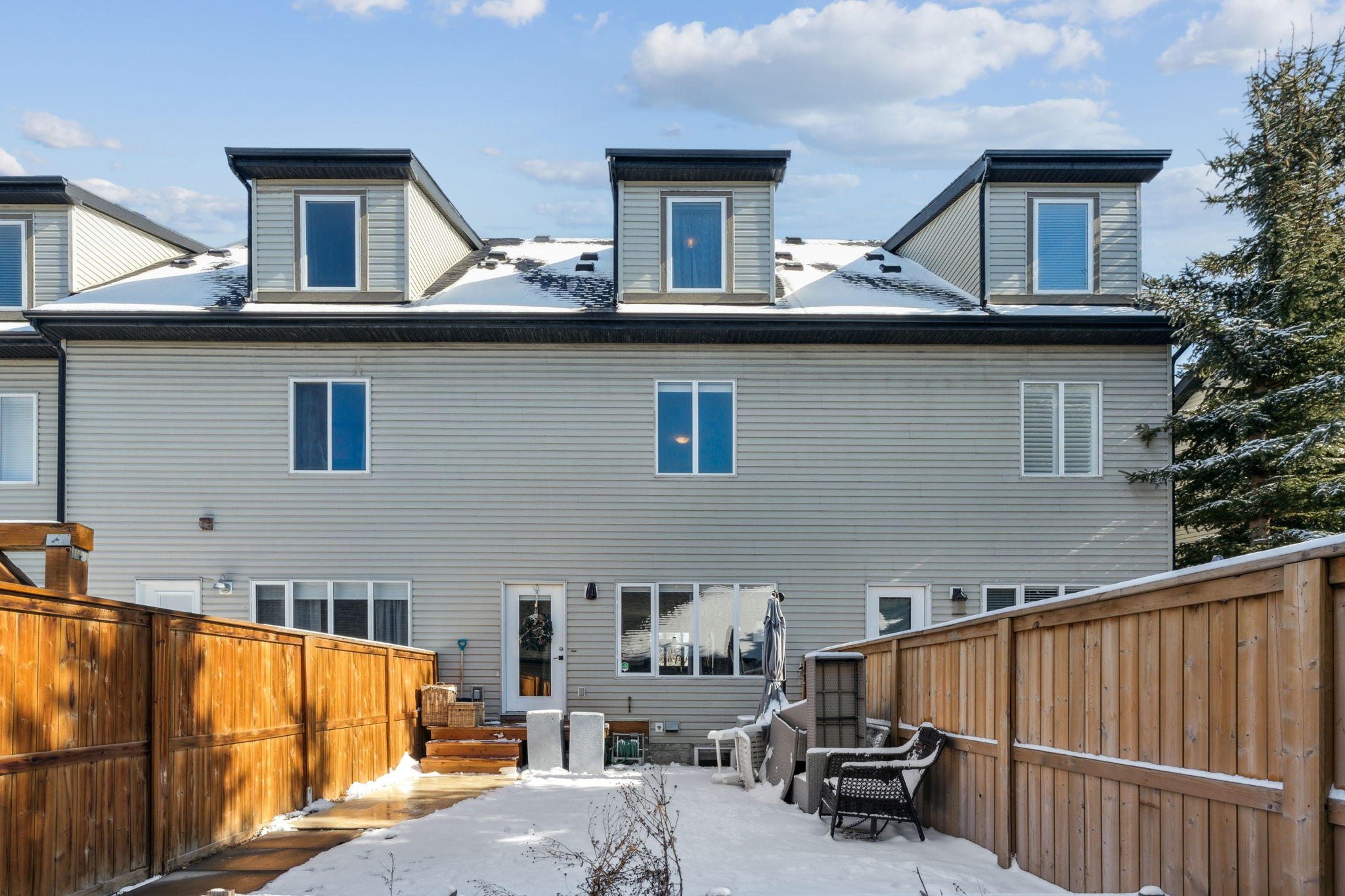 147 McKenzie Towne Drive SE