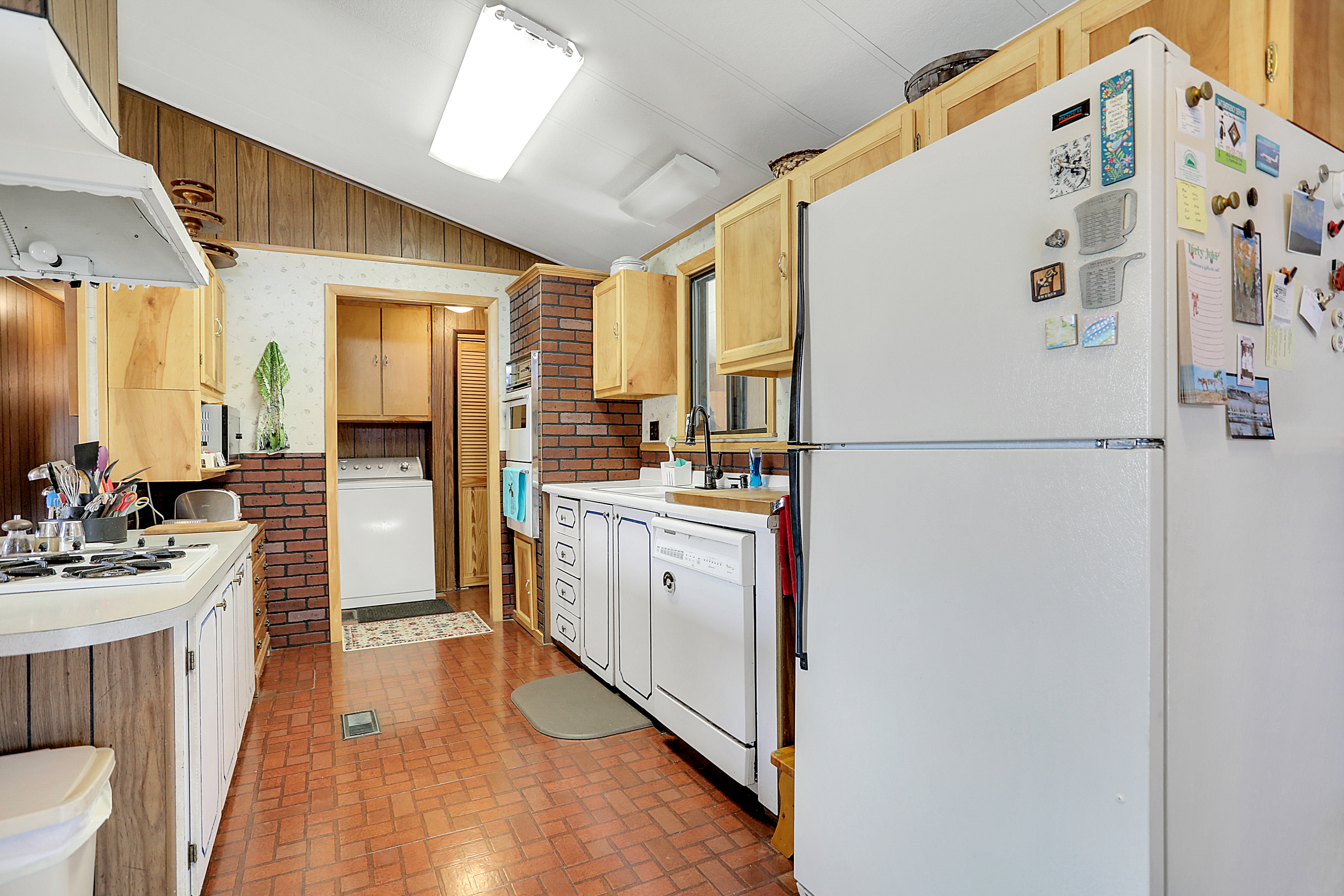 300 N 11TH Street