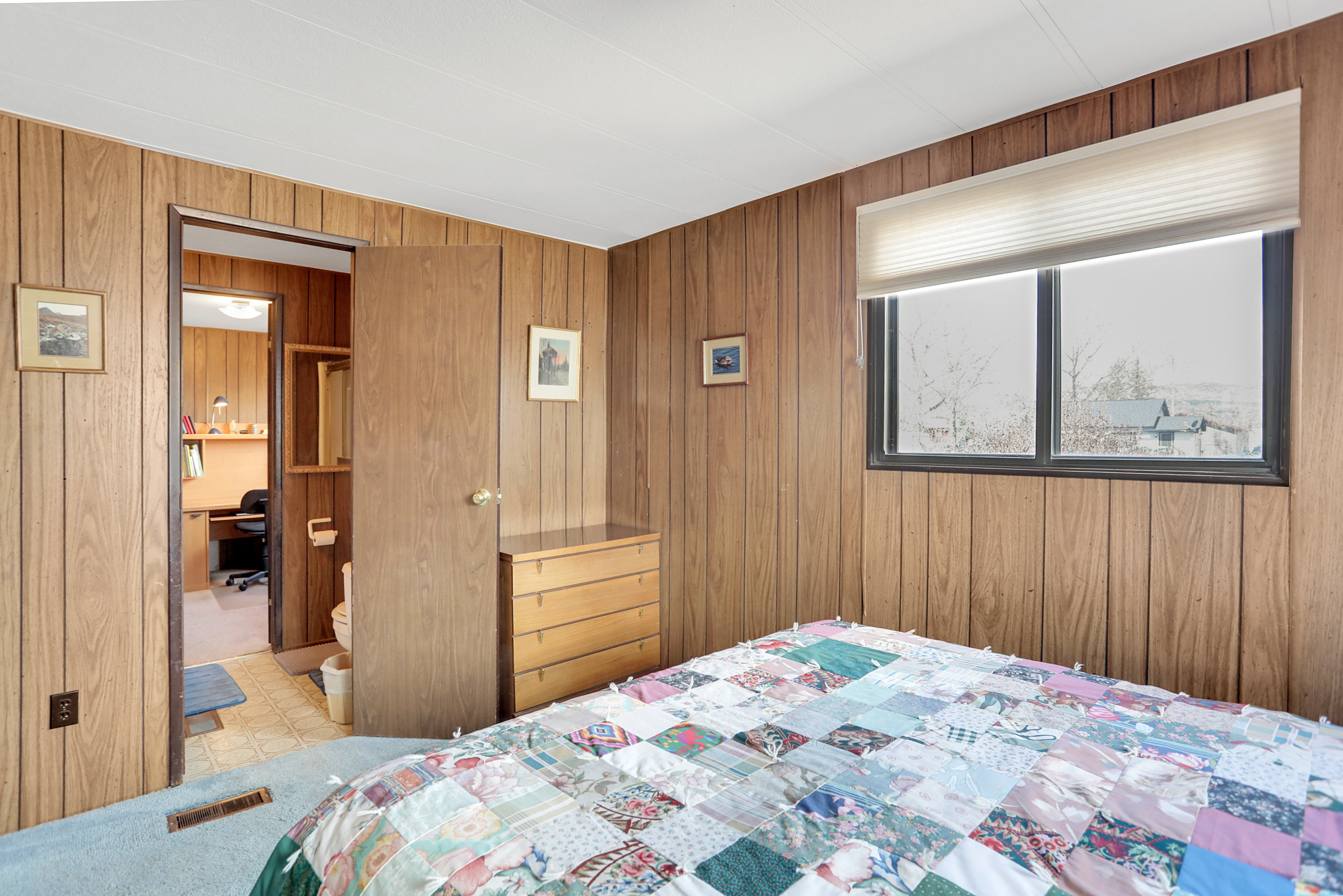 300 N 11TH Street