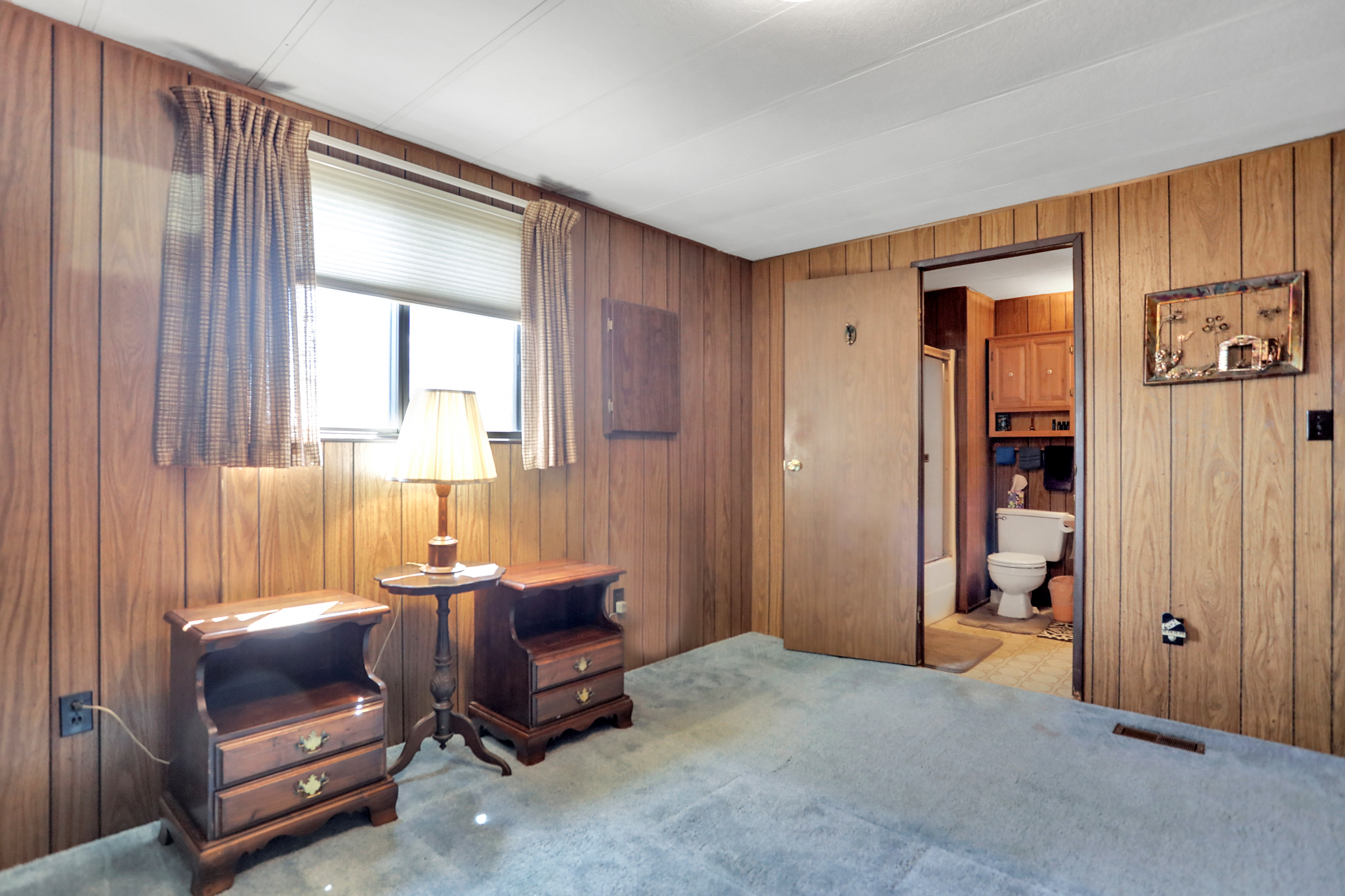 300 N 11TH Street