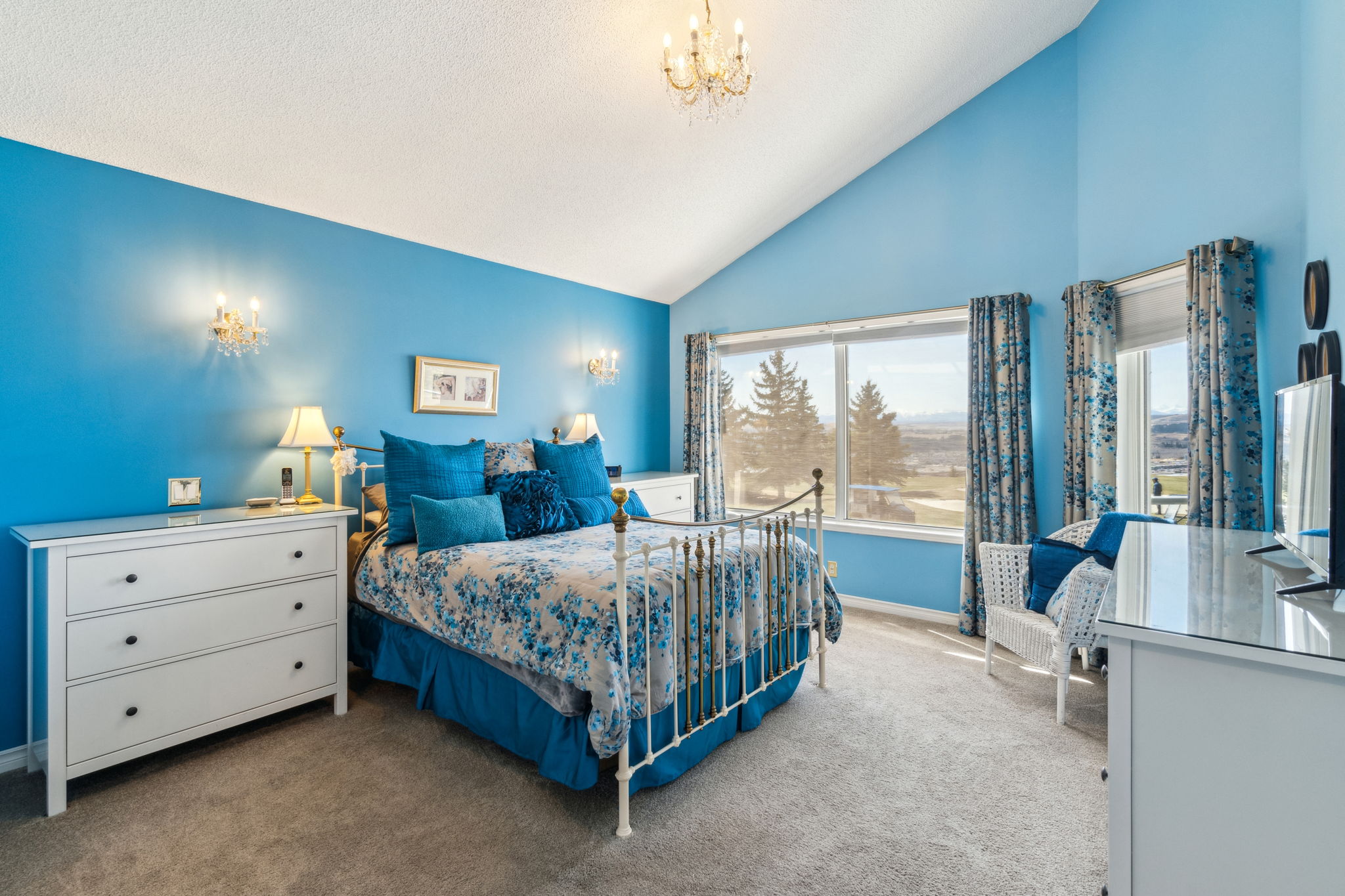 32 Gleneagles Close