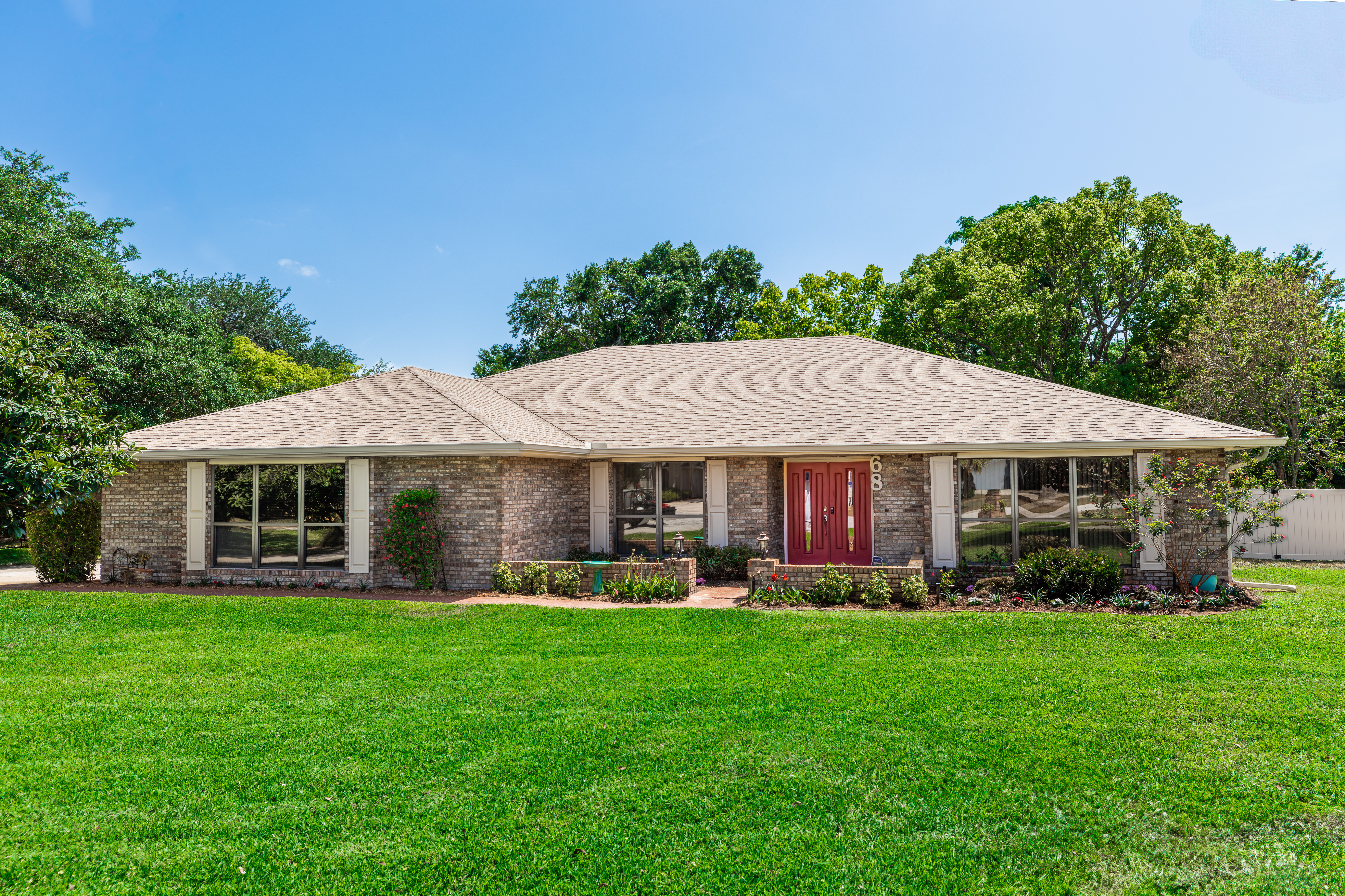 68 Spring Lake Drive