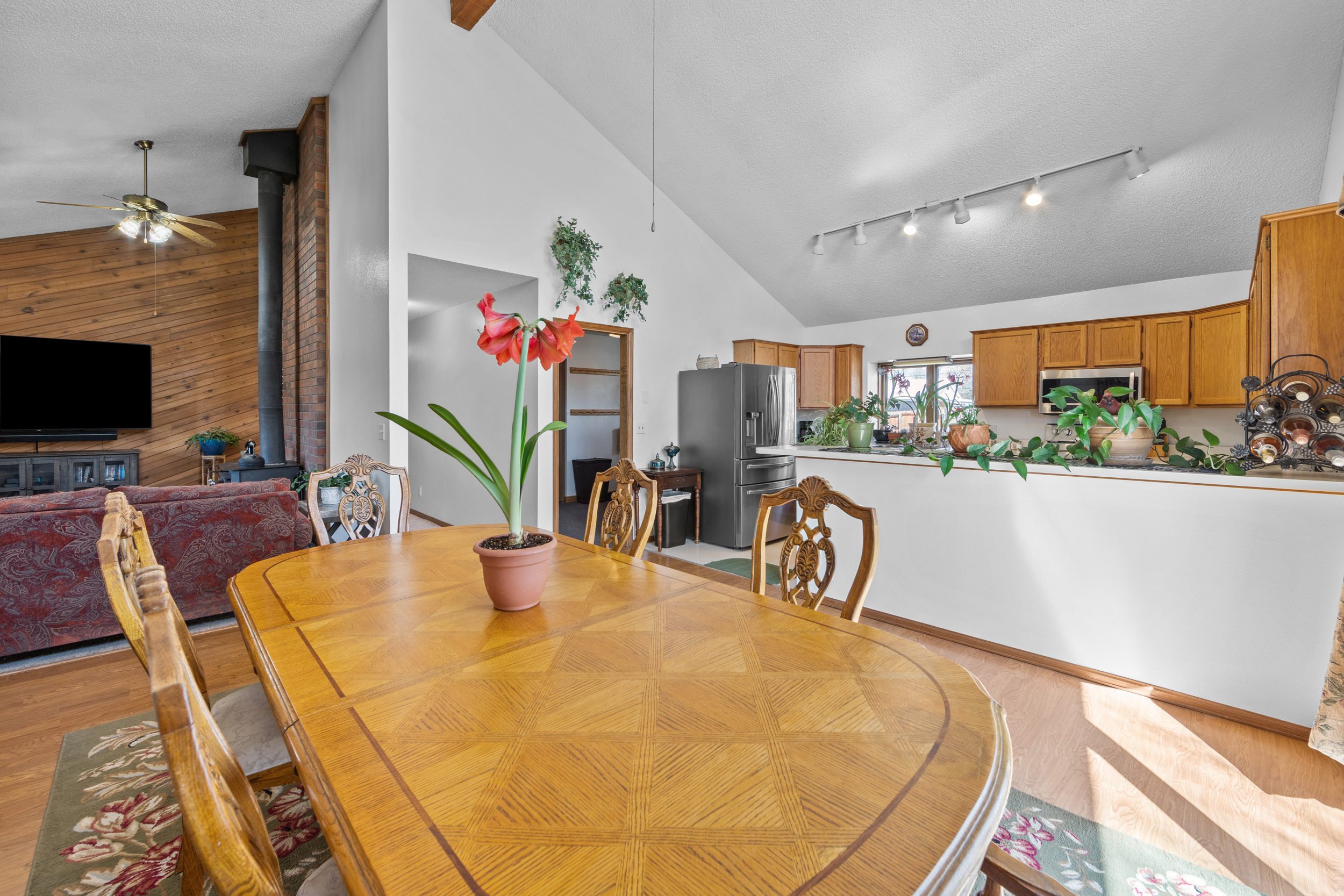  314 17TH Street