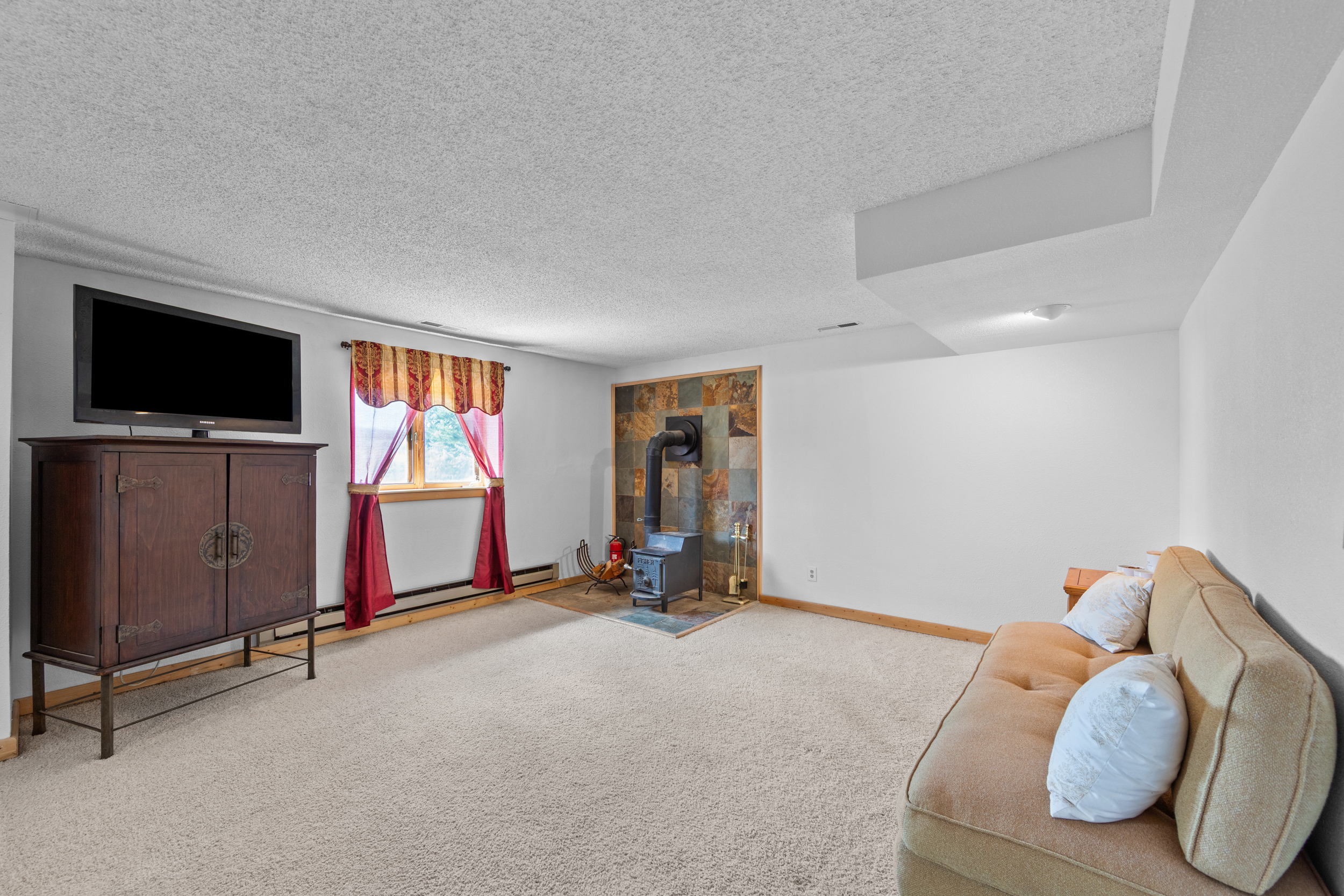  314 17TH Street