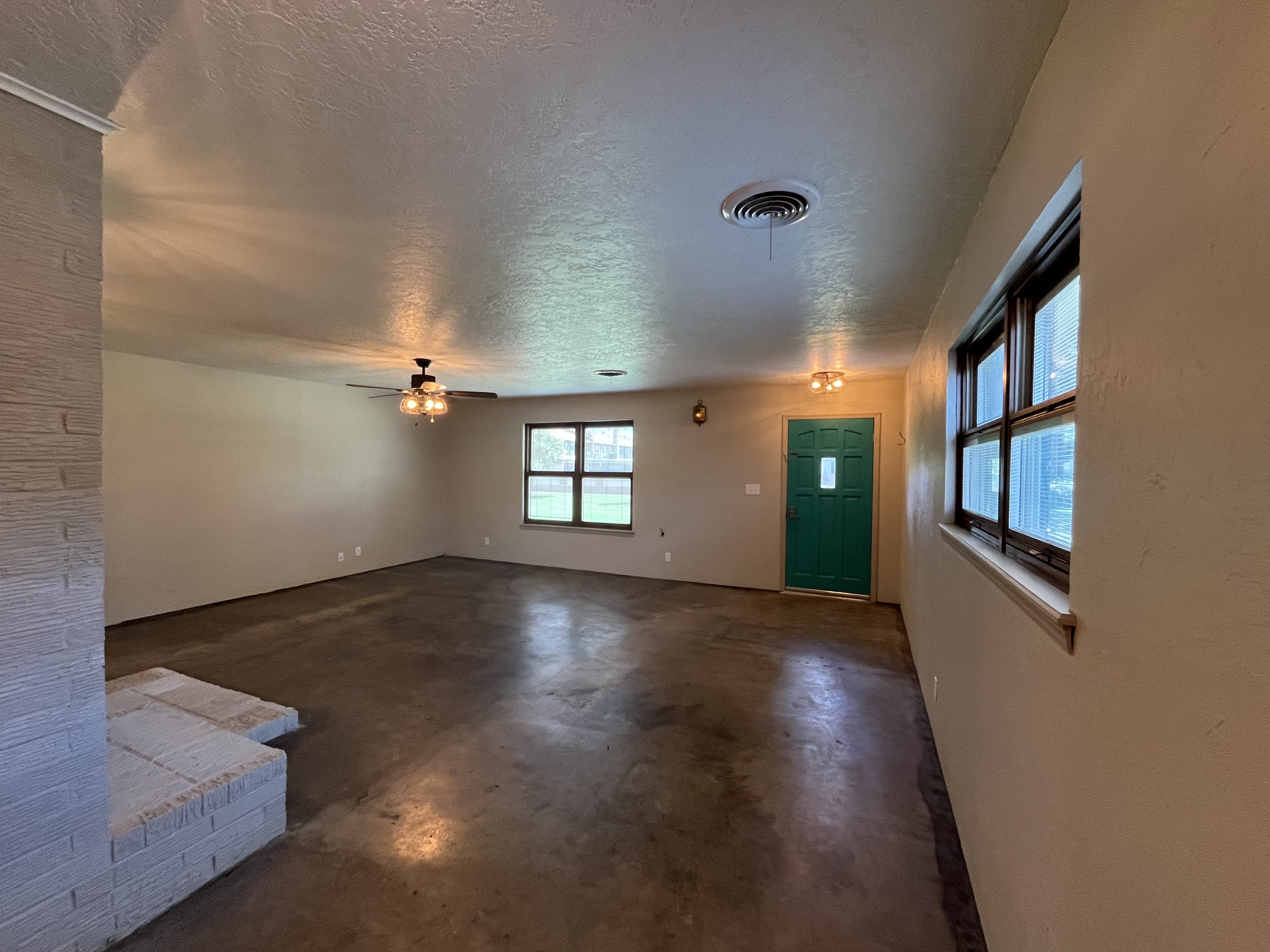 1301 Canterbury Boulevard