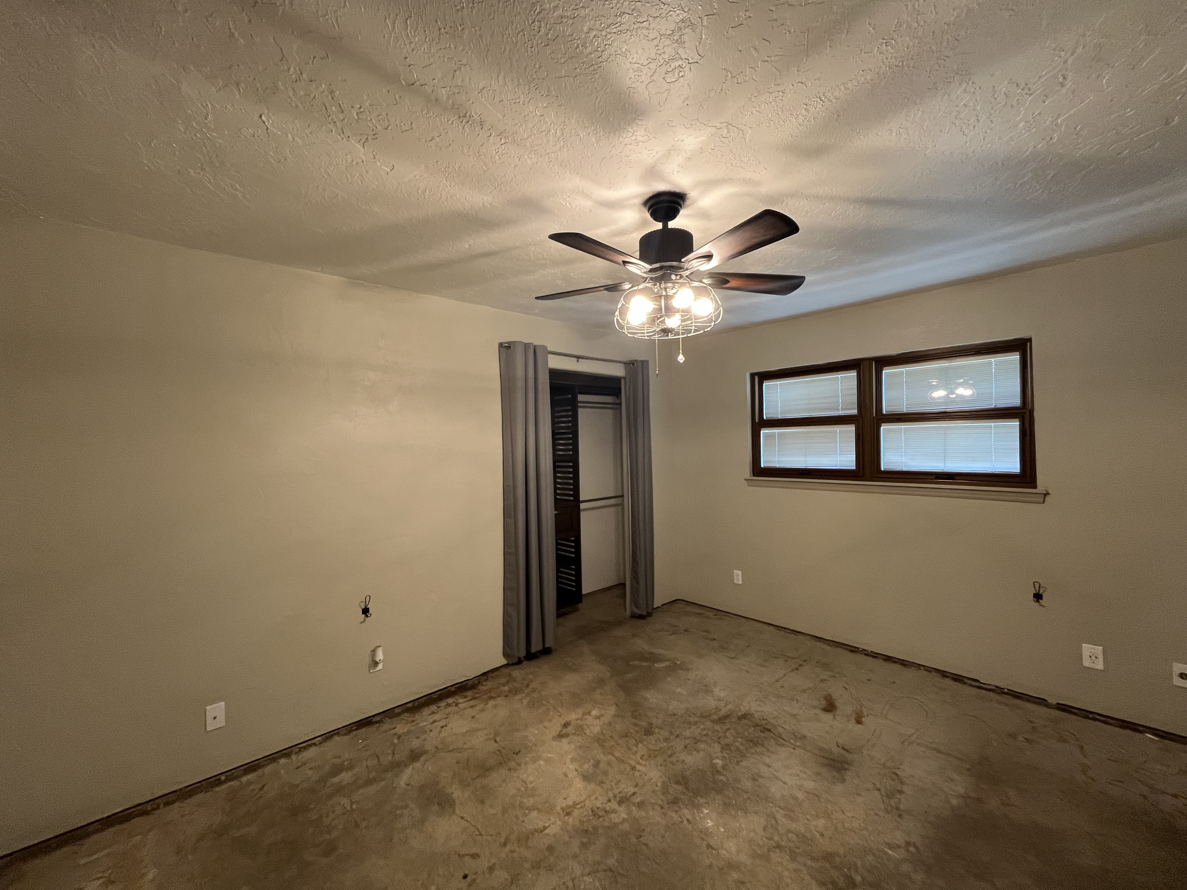 1301 Canterbury Boulevard