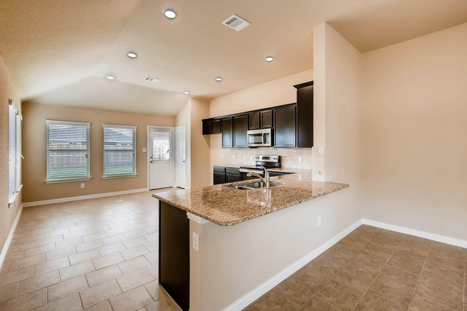 5650 Meadow Sky
