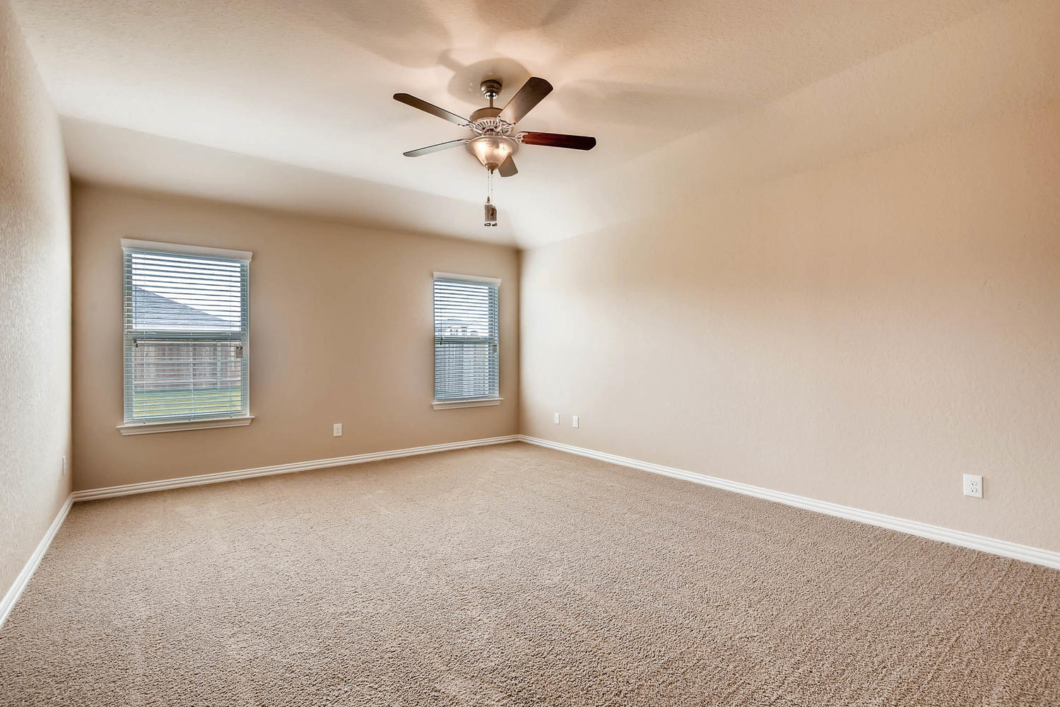 5650 Meadow Sky