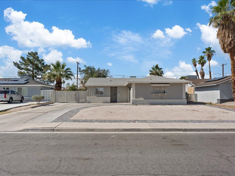 4204 El Jardin Avenue