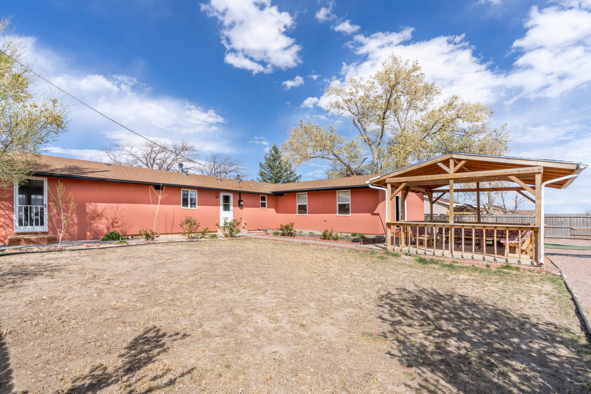 1174 East Escondido Drive
