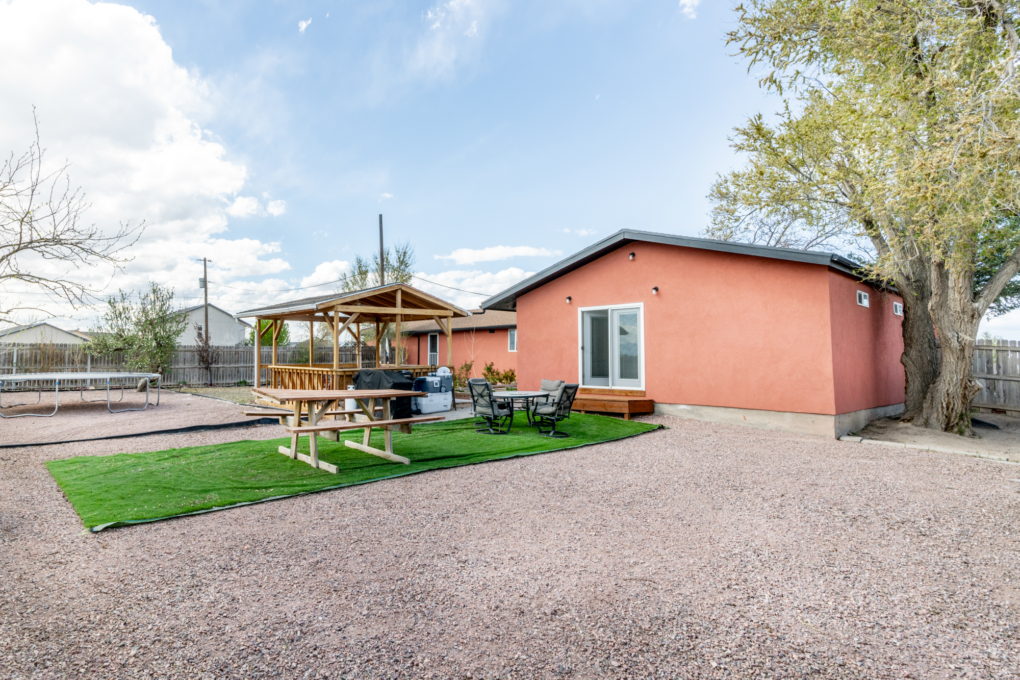 1174 East Escondido Drive