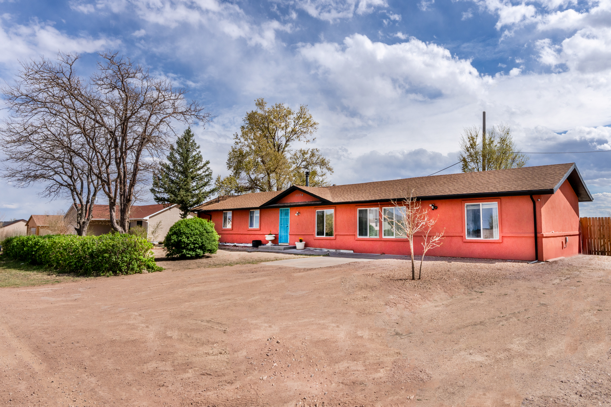 1174 East Escondido Drive
