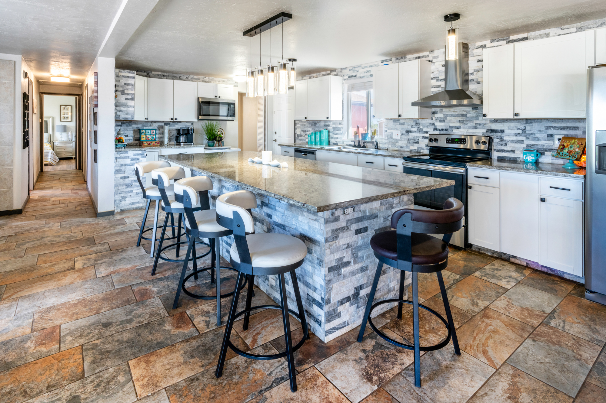 1174 East Escondido Drive