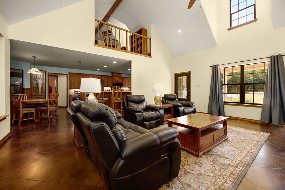 1546 Cox Road