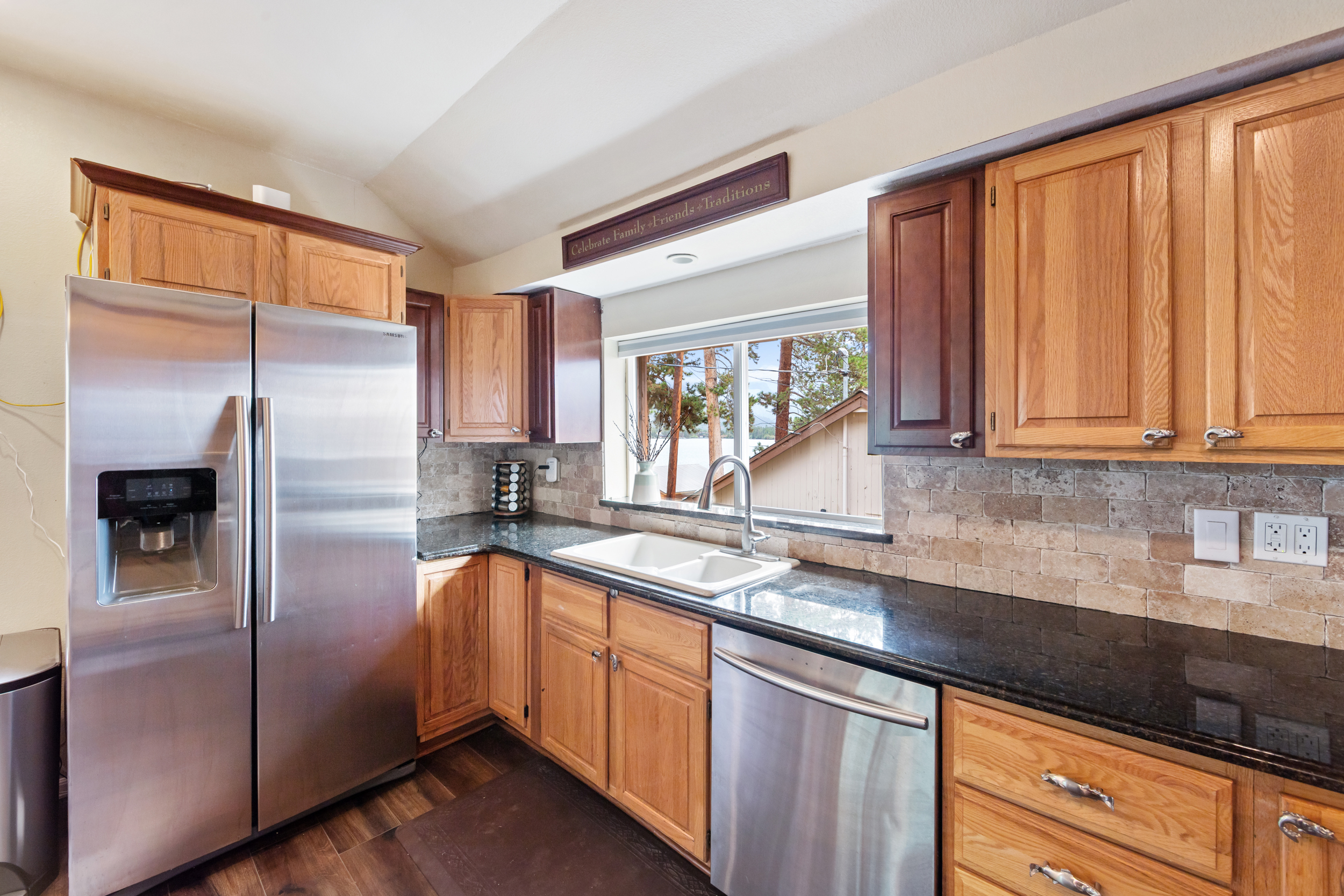425 LAKE KOVE Drive #9