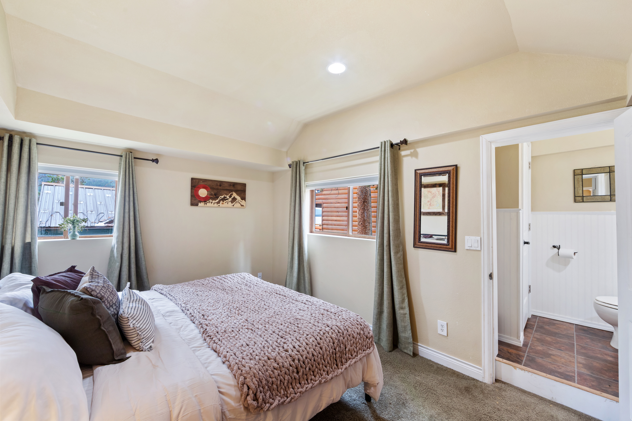 425 LAKE KOVE Drive #9
