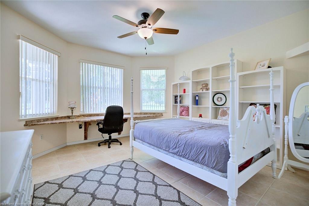 2142 Dog Leg Drive