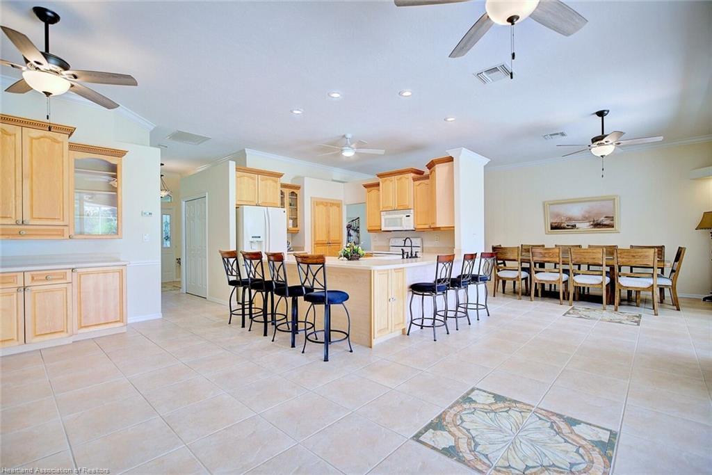 2142 Dog Leg Drive
