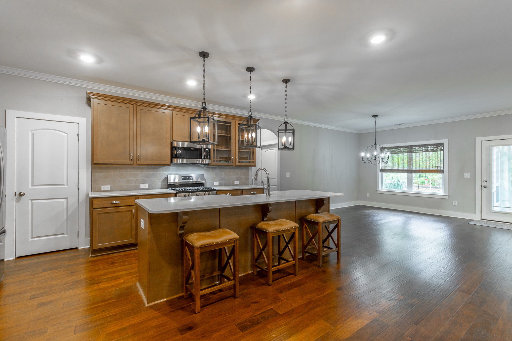 1502 Buttonwood Loop