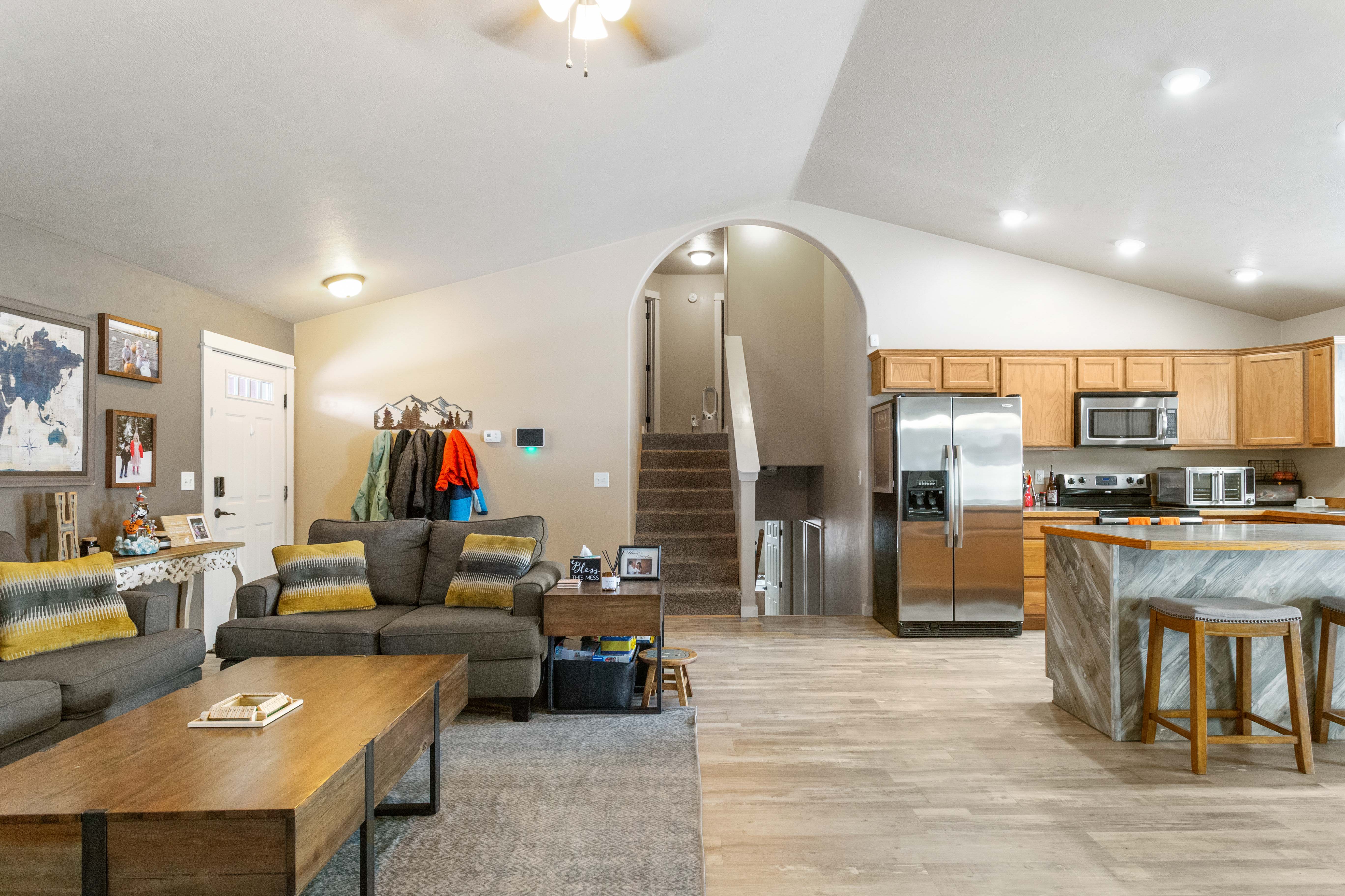 4817 Hutch 