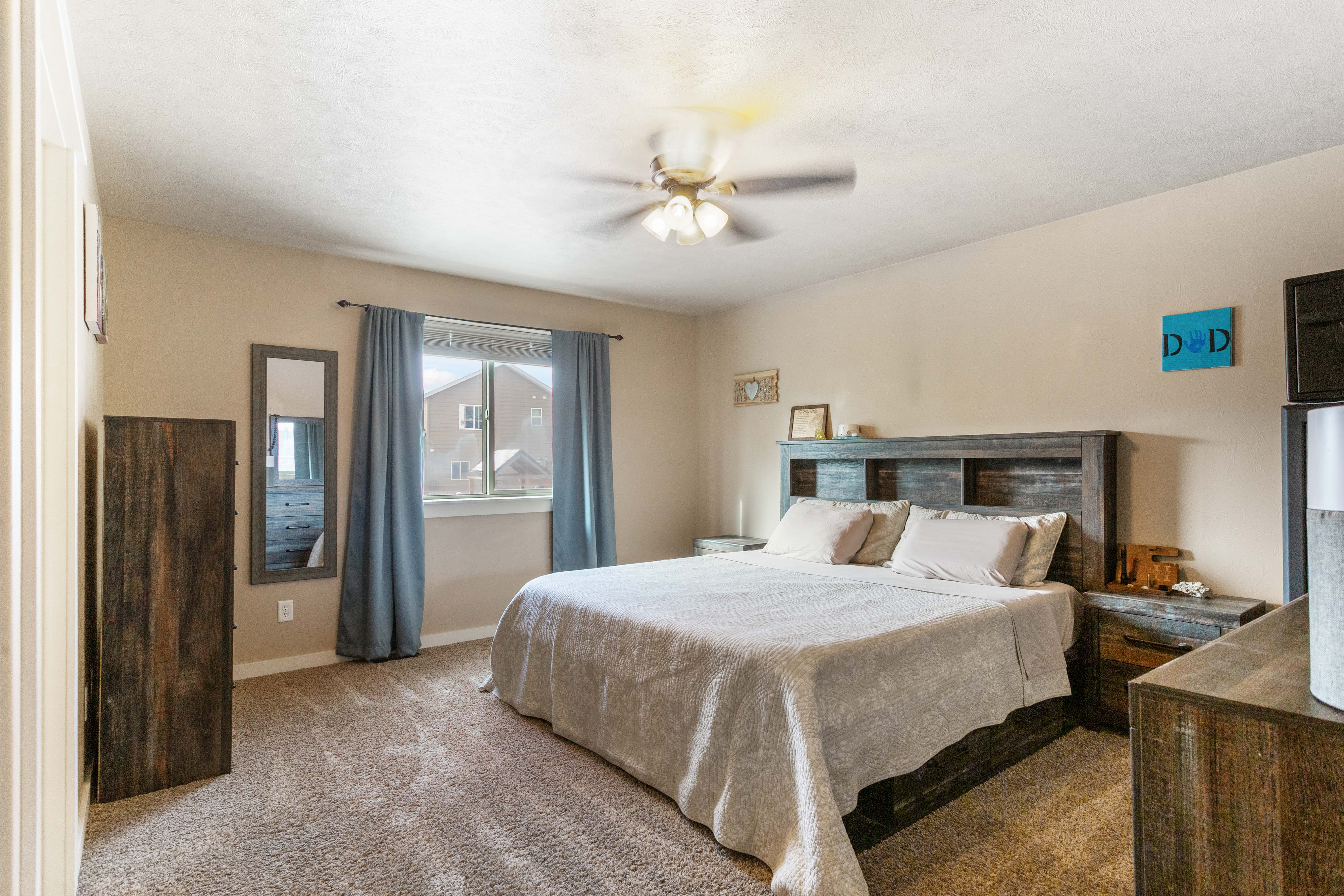 4817 Hutch 