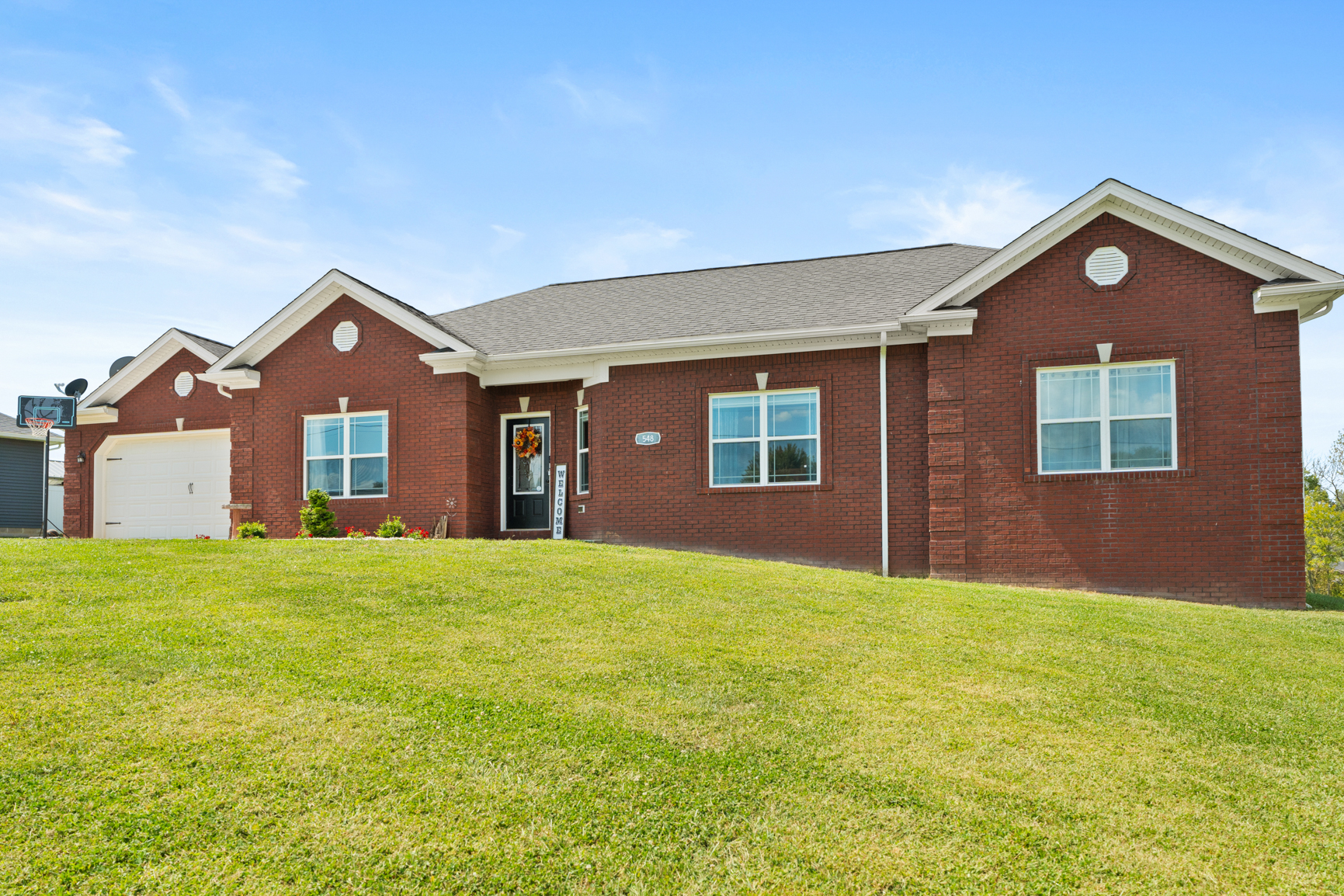548 House Lane