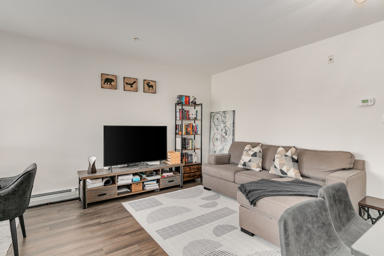 510 Edmonton Trail NE, Unit 421