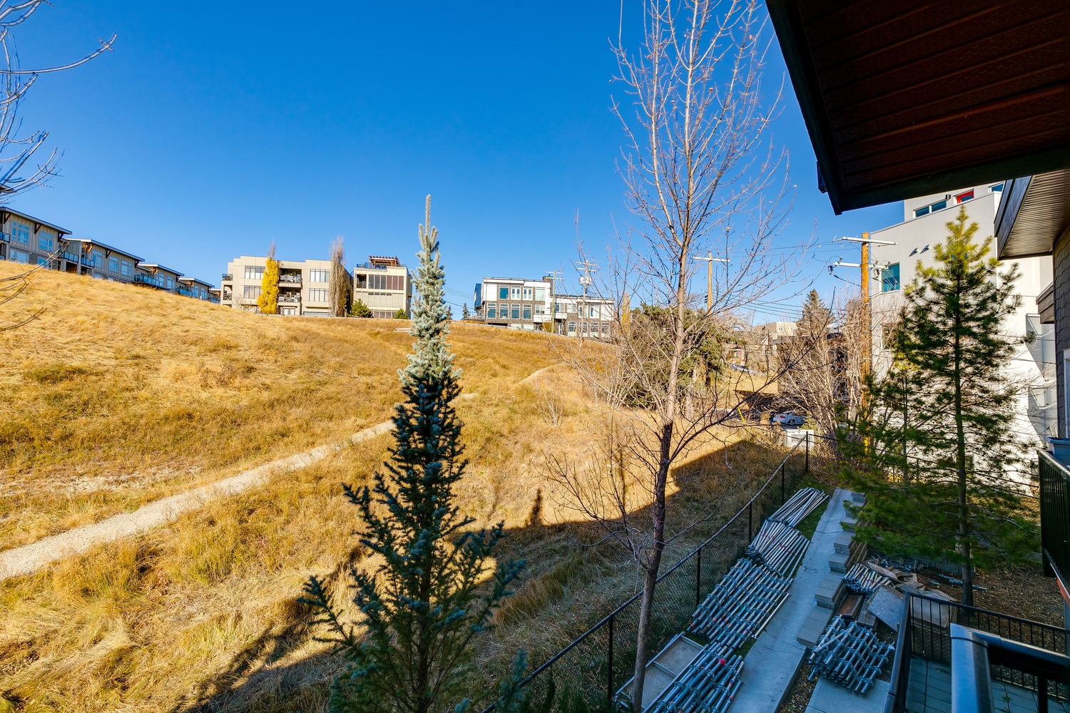510 Edmonton Trail NE, Unit 421