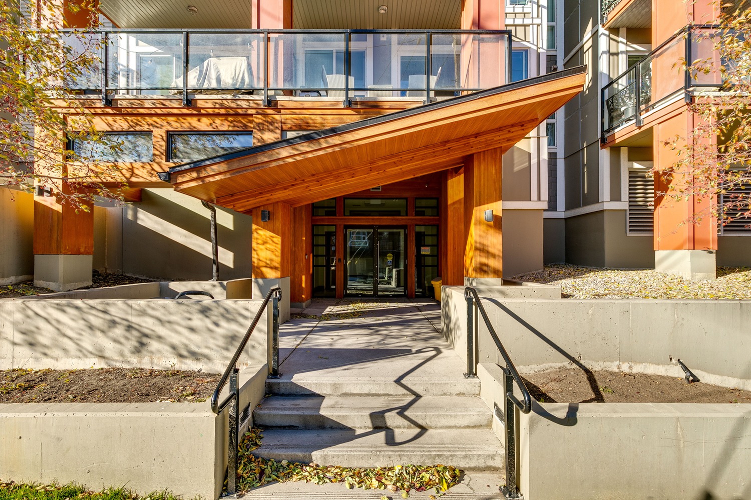 510 Edmonton Trail NE, Unit 421