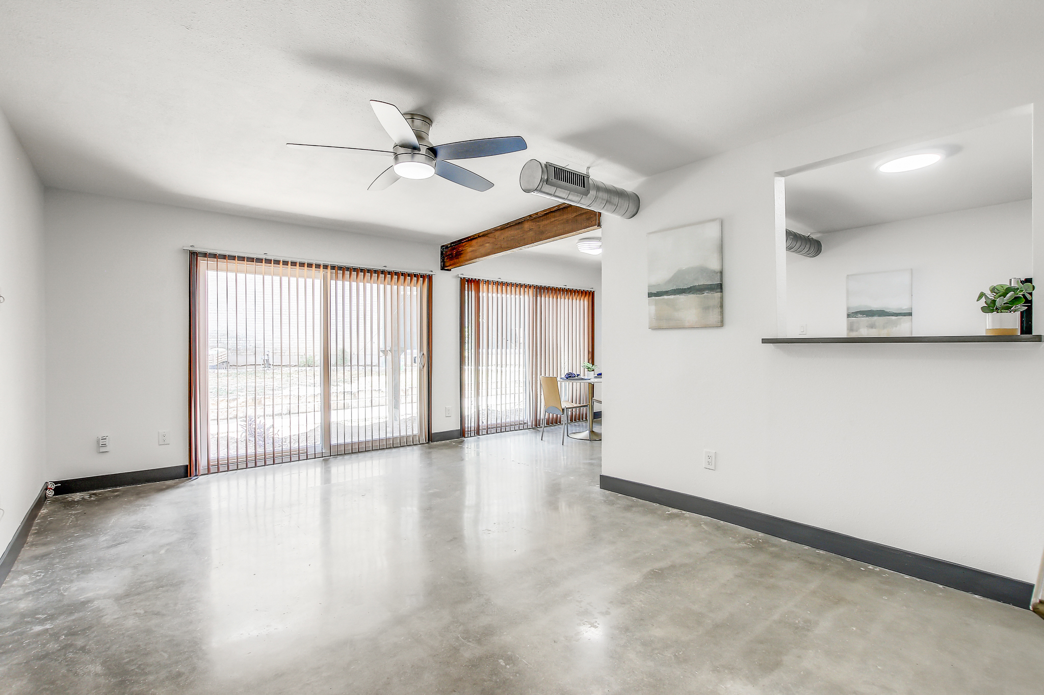 2124 Burton Drive, Apt 164