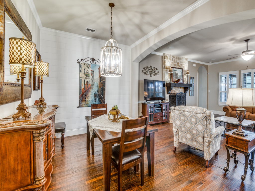 204 Shadow Creek Lane