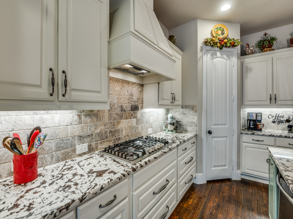 204 Shadow Creek Lane