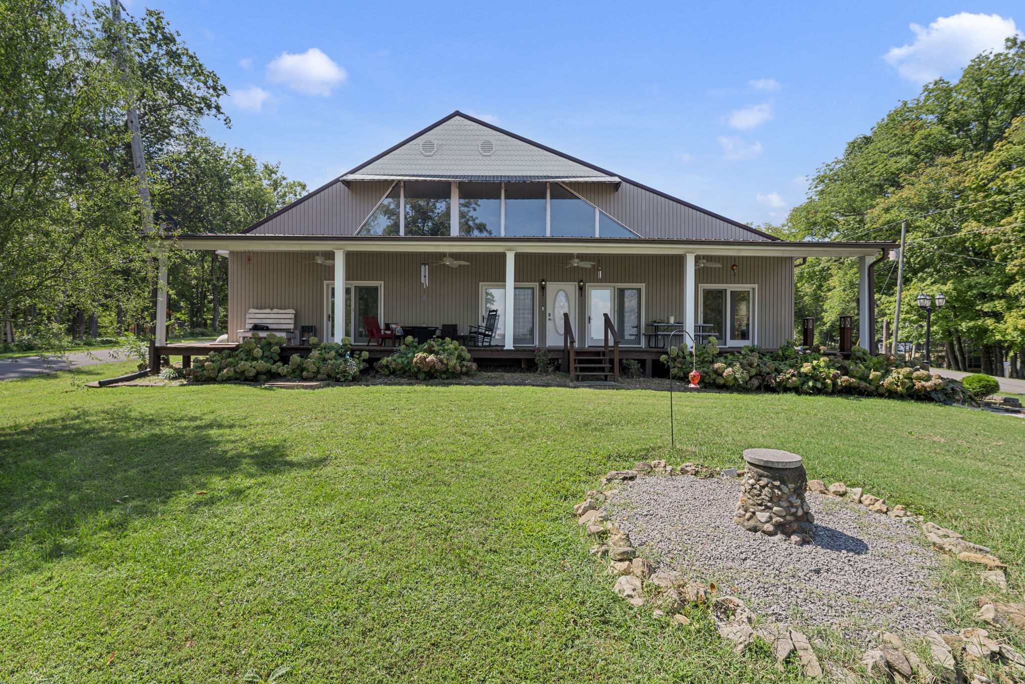 42 lakeview Drive