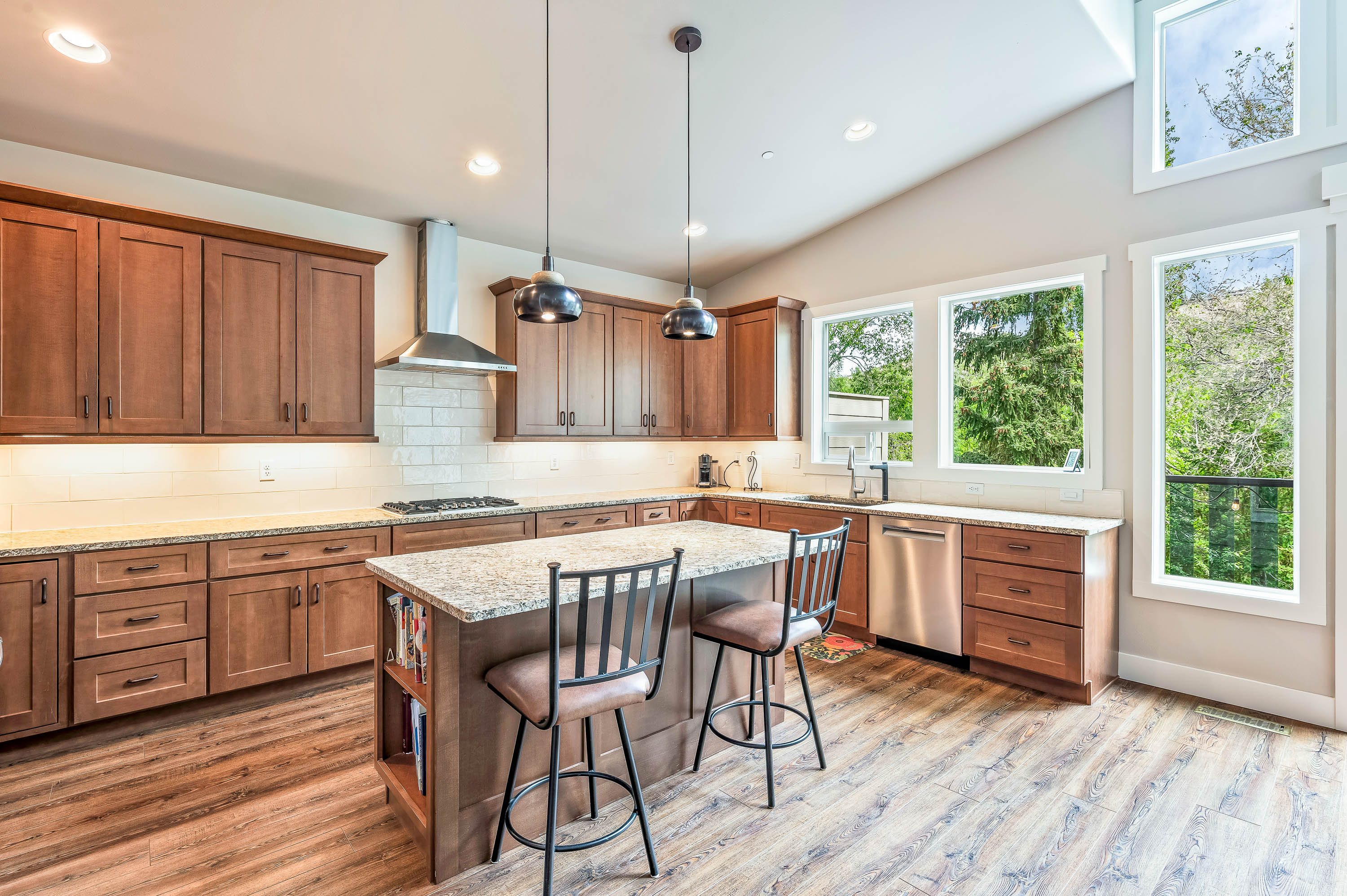 411 19th Street Northeast #9