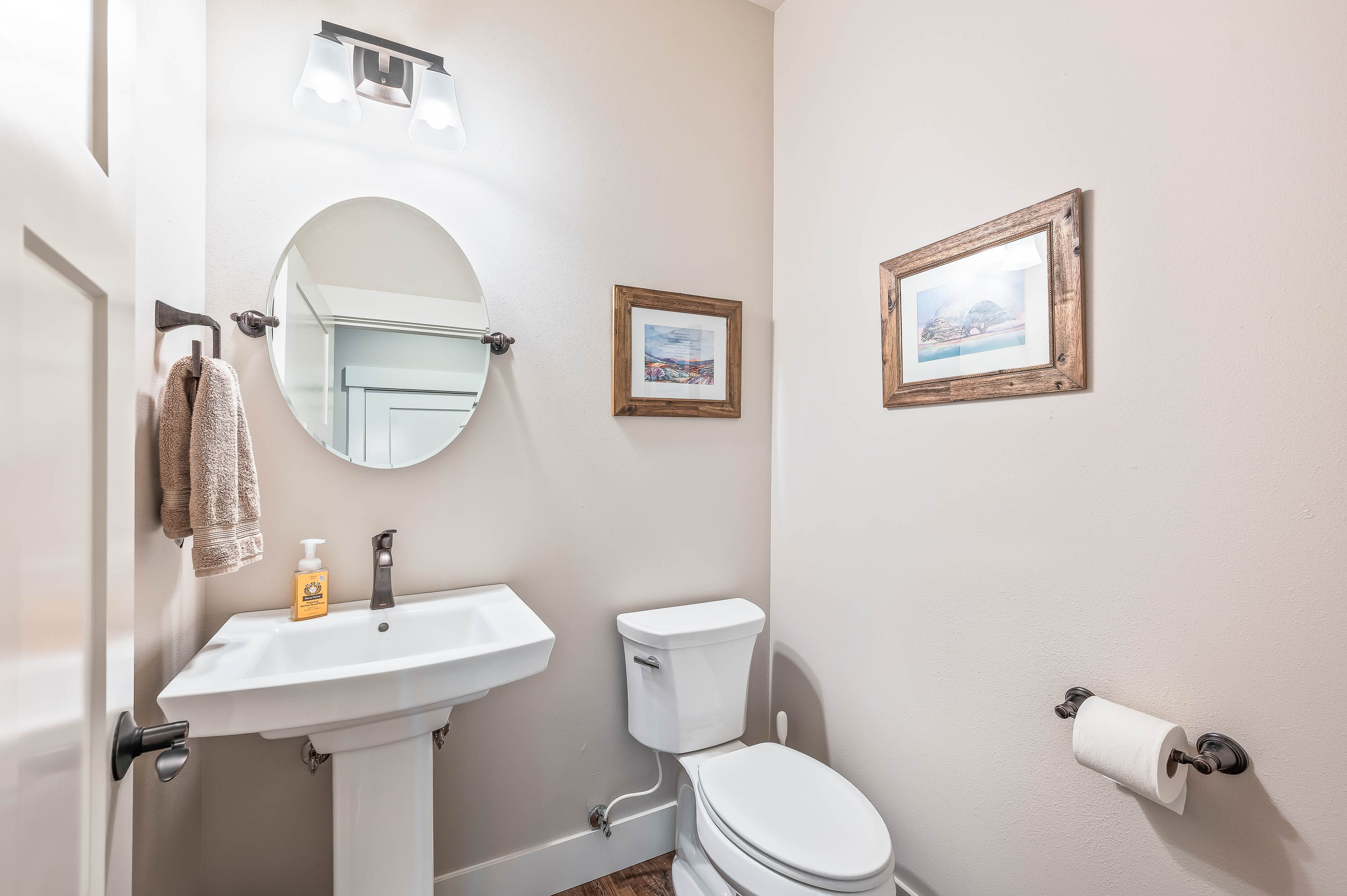411 19th Street Northeast #9